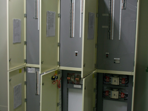 Electrical laboratory with PC2 by Tansley Electrical