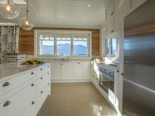 Cape Cod style kitchen