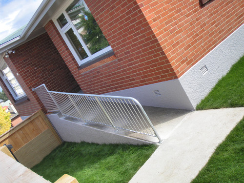 Handrail for ramp