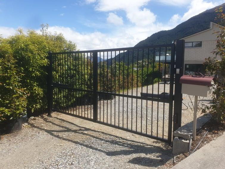 Automatic Gate in Queenstown manufactured by Otago Engineering