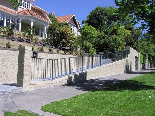 Otago Engineering formerly IRONGEAR fence with decorative baluster
