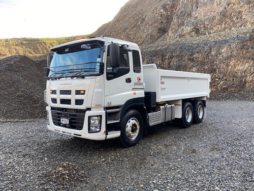 Isuzu 400 6x4 Hardox Tipper