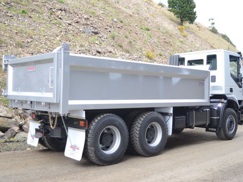 Iveco Trakker 500 Hardox Tipper (2)2