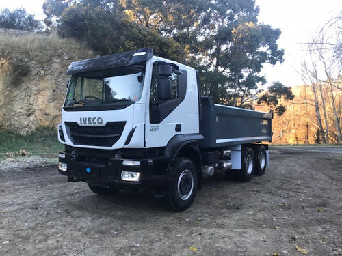 Iveco 450 Hardox Tipper2