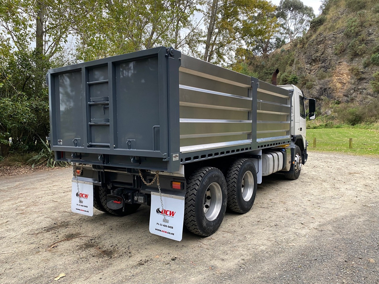 6x4 Volvo Dropside Tipper