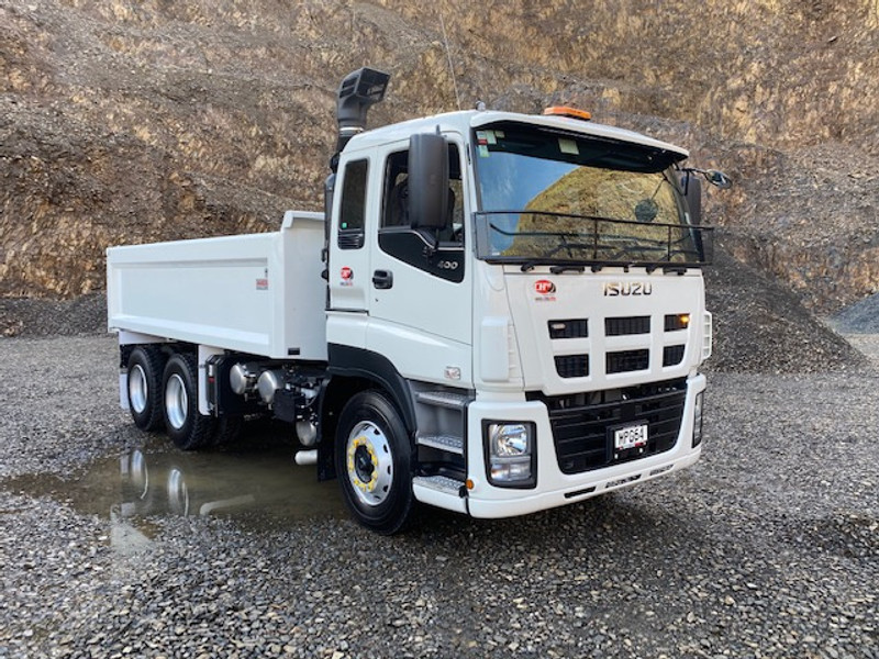 Isuzu 400 6x4 Hardox Tipper