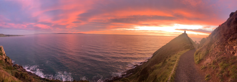 Nugget Point Lighthouse Sunrise, Kaka Point, New Zealand