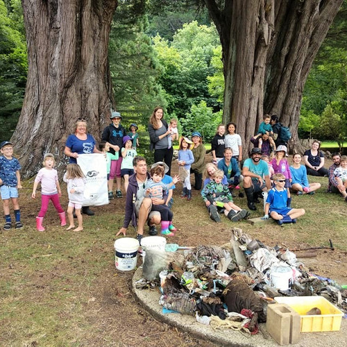The awesome clean-up crew who fished an astonishing amount of rubbish out of a small section of Lindsay Creek at Chingford Park.