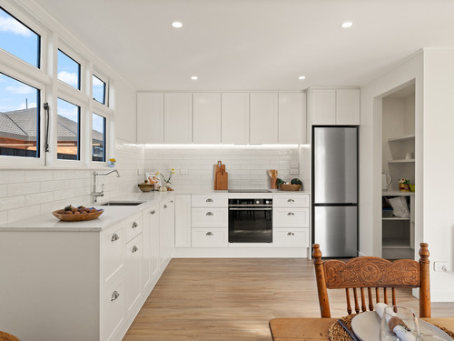Villa kitchen repaint