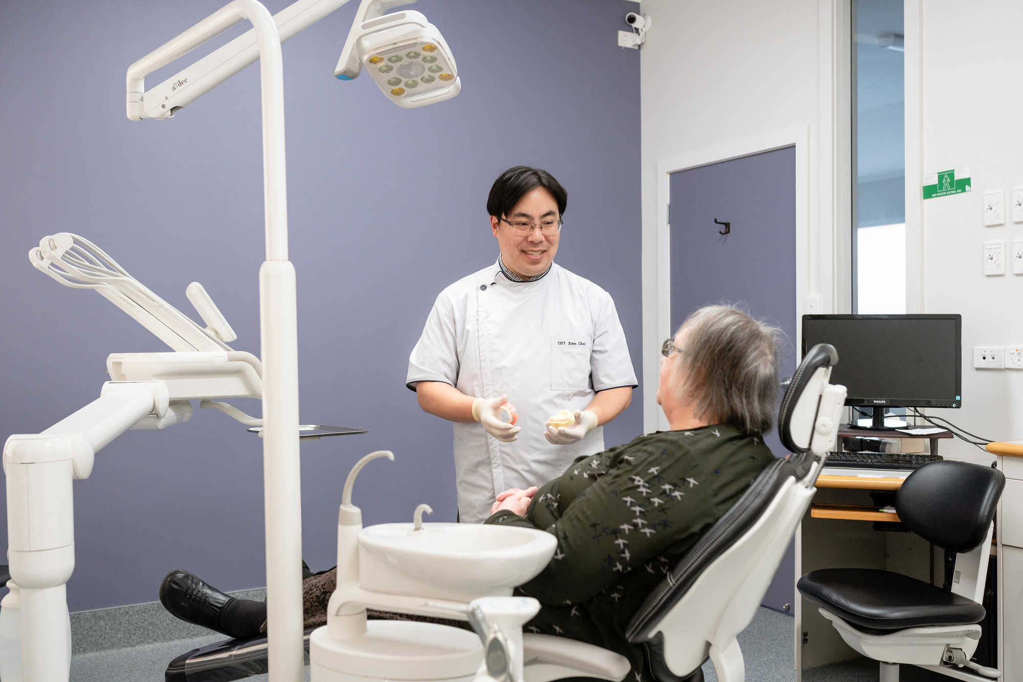 About A1 Smile Clinic Dental Laboratory in Dunedin
