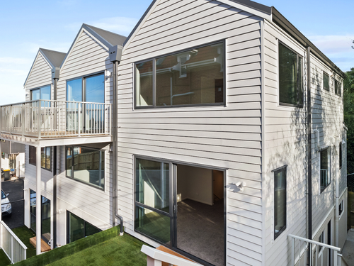 Exterior Build