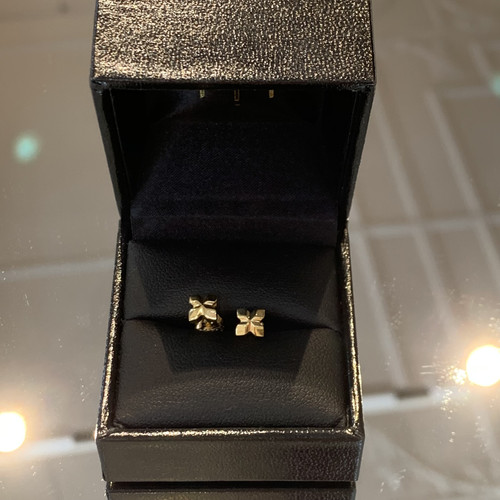 Cross Studs - Gold plated