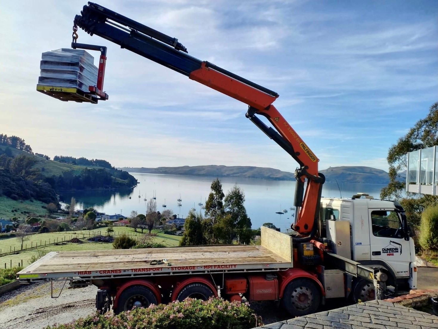 About Dunedin Hiab and Crane Hire Hiab Crane Hire in Dunedin