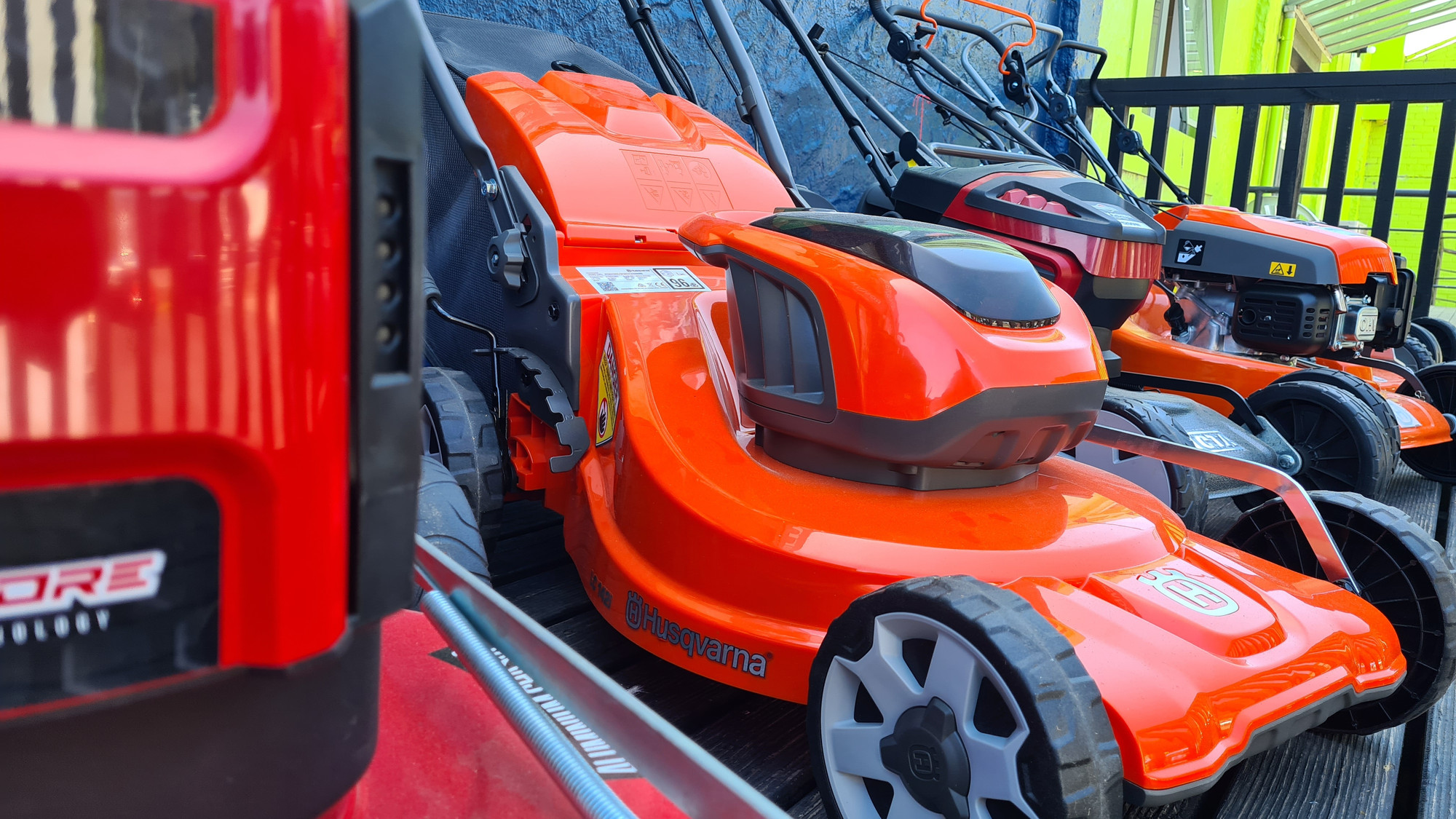 Mowers & Power Equipment