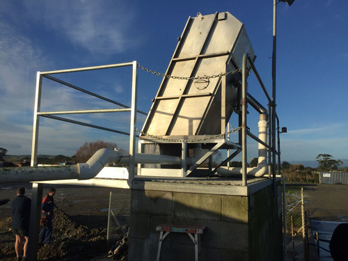 The new GEA Sloped Screen Separator 4ft x 4ft installed at Sinclair Transport