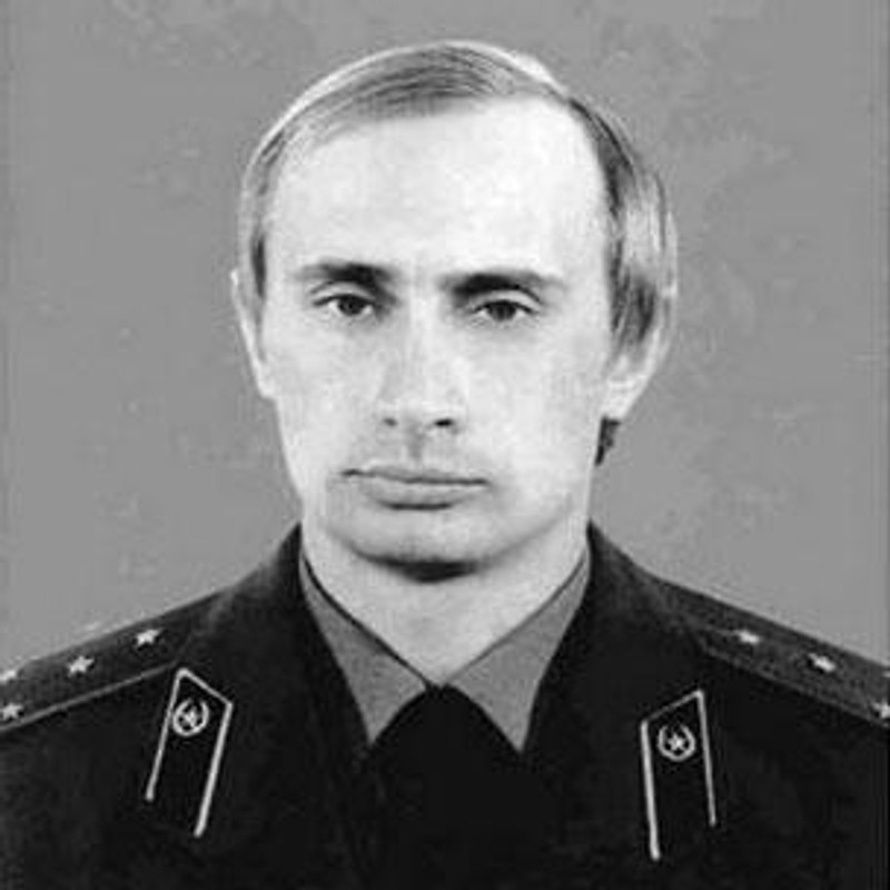 Did Putin have grand ambitions as a young agent?