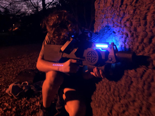 Battle Combat laser tag works even in the dark