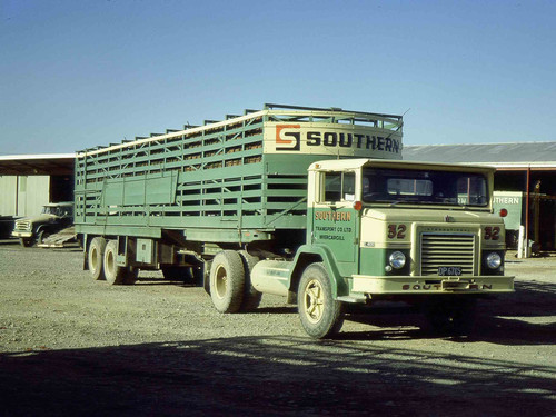 1970 International ACCO - Southern Transport 