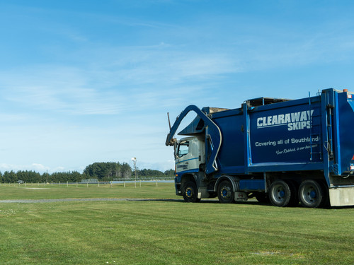 Clearaways Front load Skip truck out at Teretonga Park Raceway
