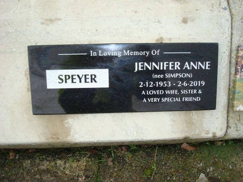 Cremation plaque