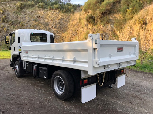 4x2- 7 to 8 Tonne tippers back view