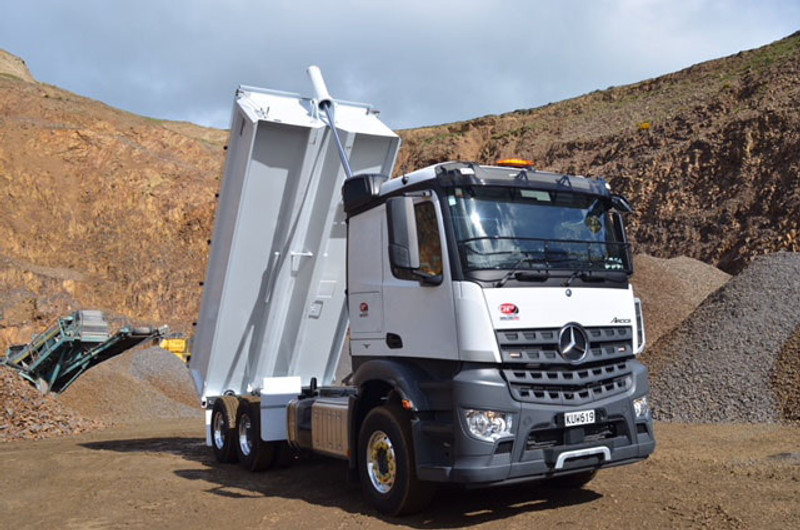 6x4 Tippers 460 Hp to 580 Hp